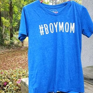 #boymom Shirt small